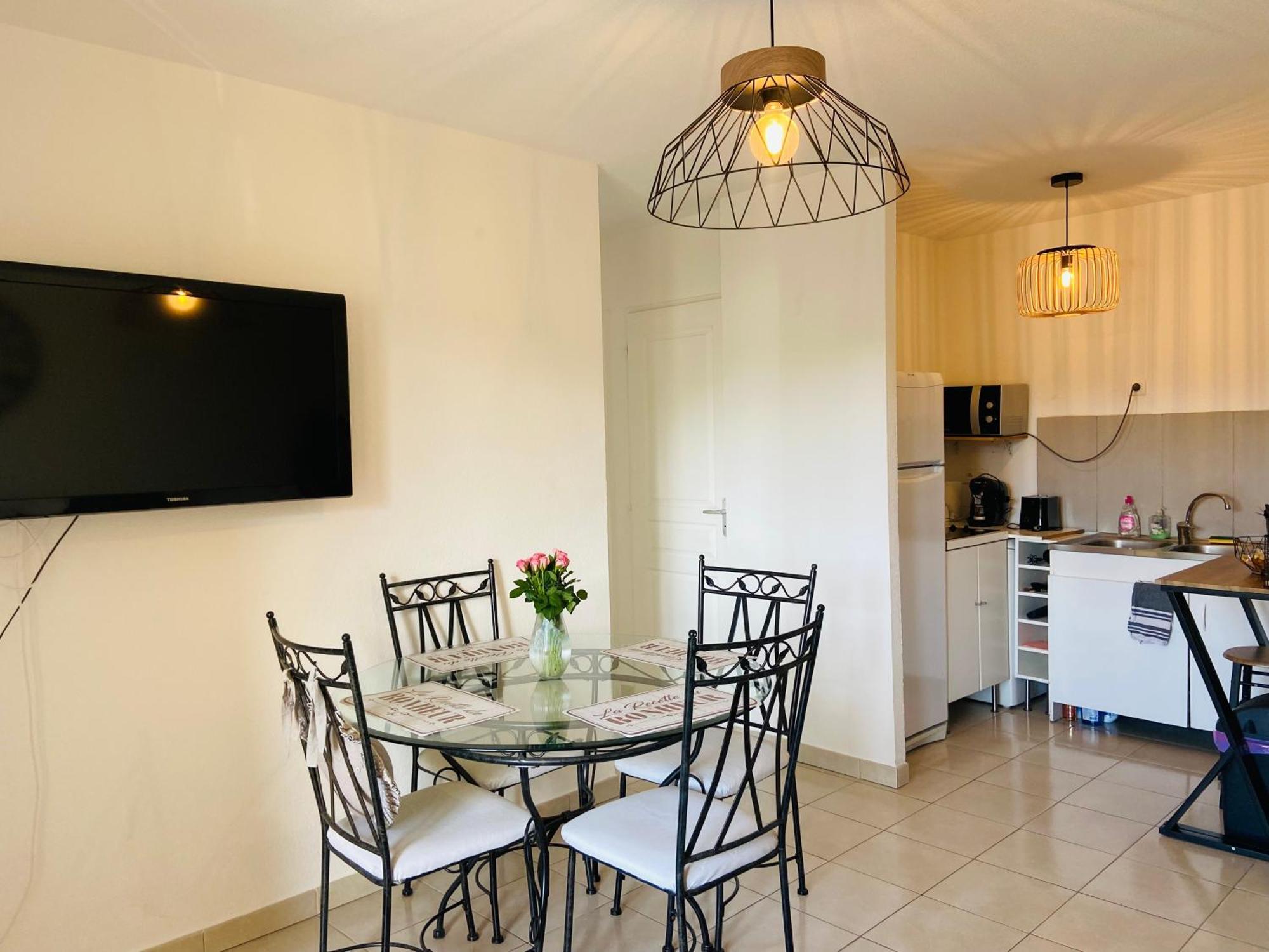 Tres Lumineux Au Coeur Du Massif De La Sainte Baume Appartement *